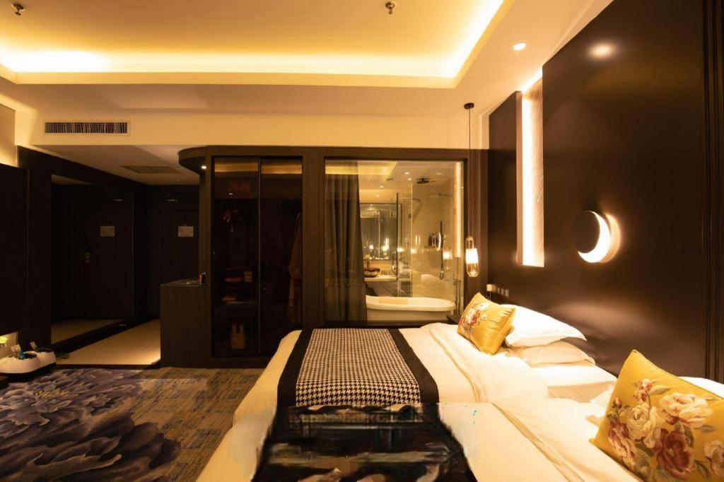 New Friendship Hotel Luoyang  Exterior photo