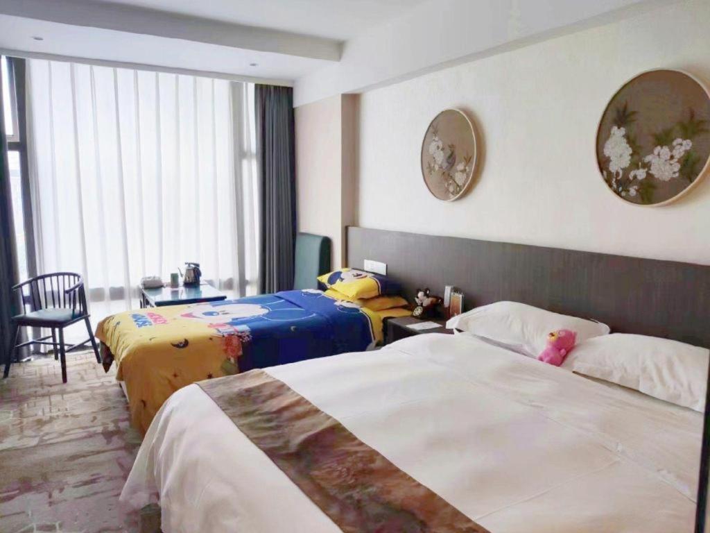 New Friendship Hotel Luoyang  Exterior photo