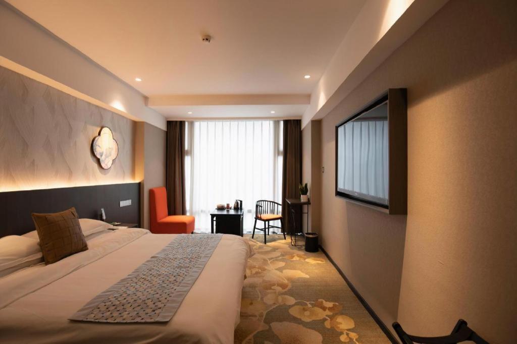 New Friendship Hotel Luoyang  Exterior photo