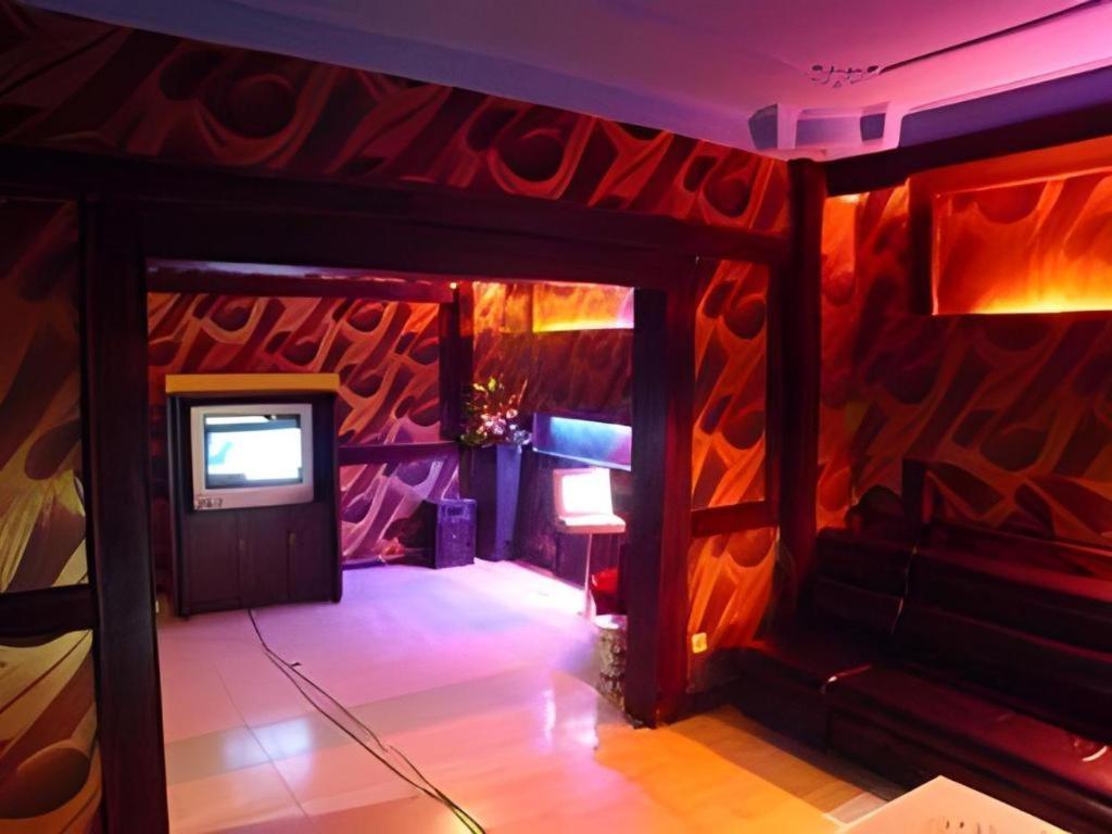 New Friendship Hotel Luoyang  Exterior photo