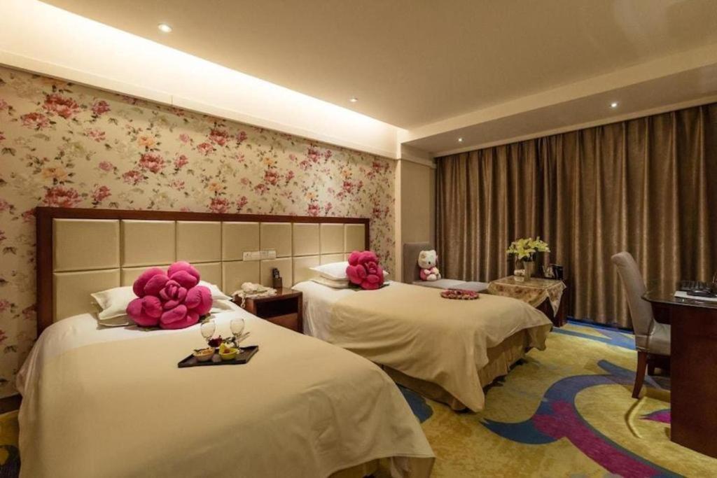 New Friendship Hotel Luoyang  Exterior photo