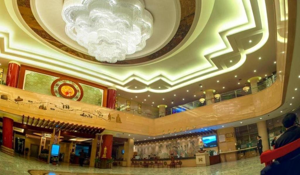 New Friendship Hotel Luoyang  Exterior photo
